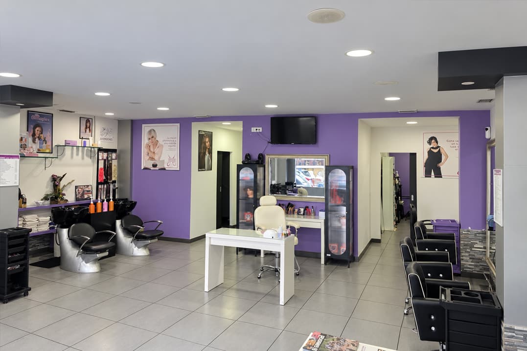 Salón de peluquería unisex VCH en Ferrol